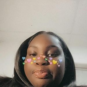 Meet your Posher, Ivy